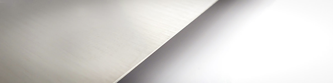 Solingen “dry-fine grinding” – Exceptional sharpness and long-lasting edge retention Solingen “dry-fine grinding” – Exceptional sharpness and long-lasting edge retention